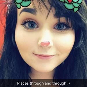 Meet your Posher, Ashley